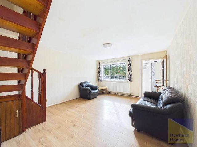 2 bedroom semi detached house to rent