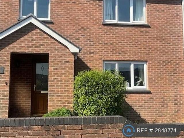 2 bedroom semi detached house to rent