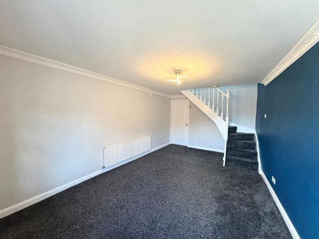2 bedroom semi detached house to rent