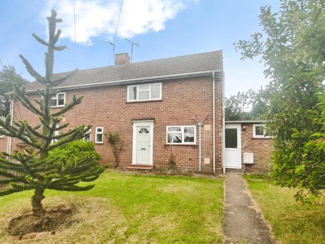 2 bedroom semi detached house to rent