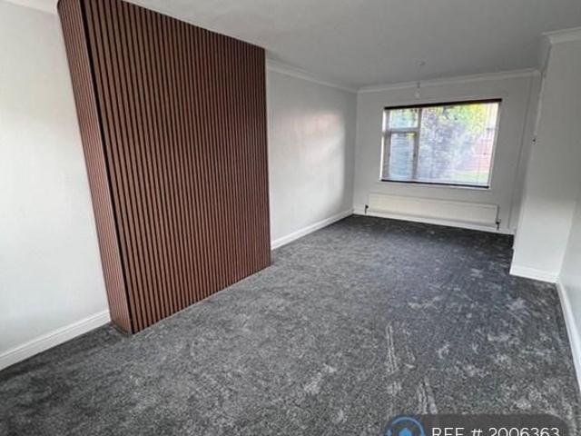 2 bedroom semi detached house to rent