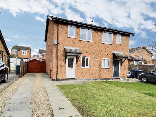 2 bedroom semi detached house to rent