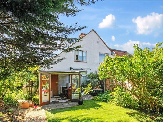 2 bedroom semi detached house to rent