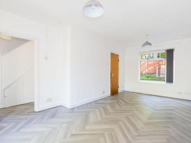 2 bedroom semi detached house to rent