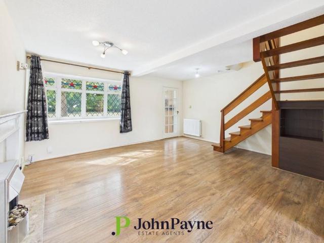 2 bedroom semi detached house to rent