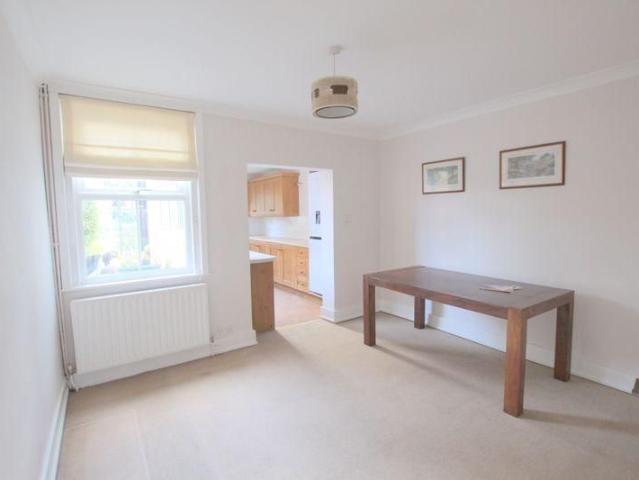 2 bedroom semi detached house to rent