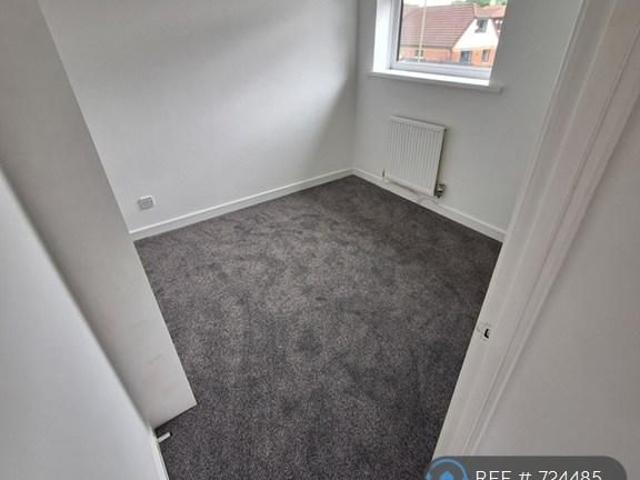2 bedroom semi detached house to rent