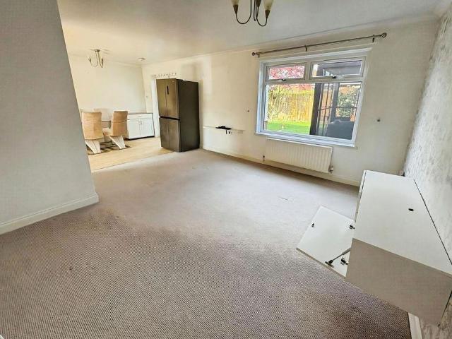 2 bedroom semi detached house to rent