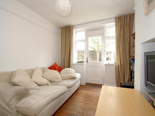 2 bedroom semi detached house to rent