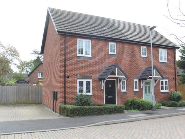 2 bedroom semi detached house to rent