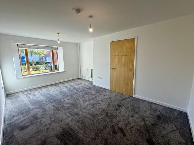 2 bedroom semi detached house to rent