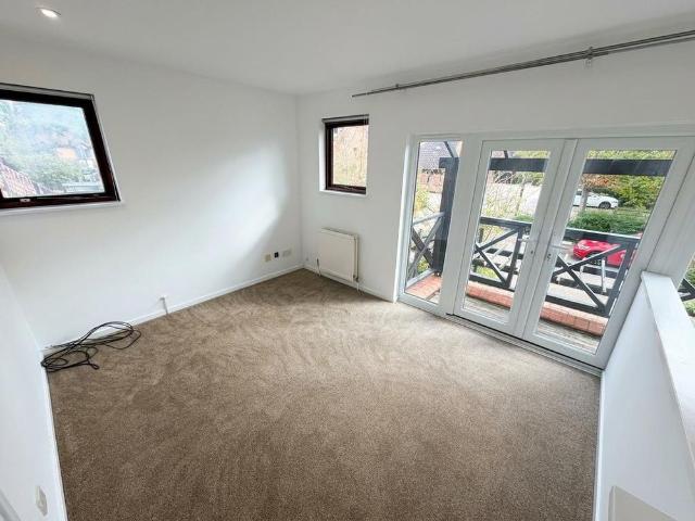 2 bedroom semi detached house to rent