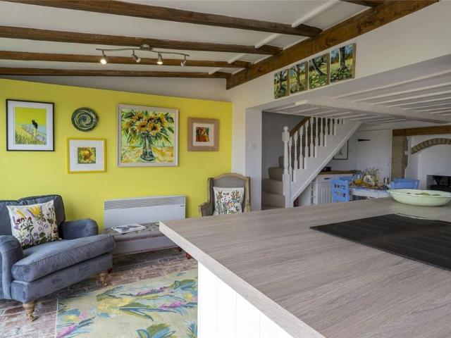 2 bedroom semi detached house to rent