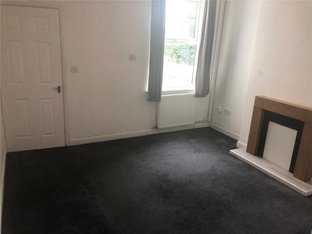 2 bedroom semi detached house to rent
