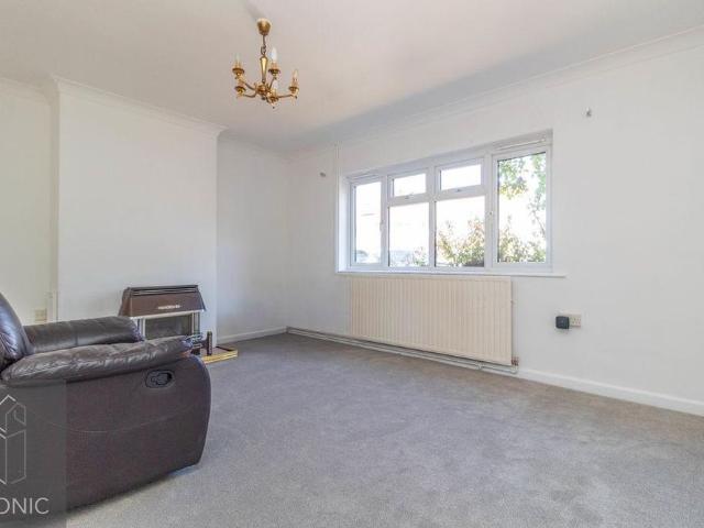 2 bedroom semi detached house to rent