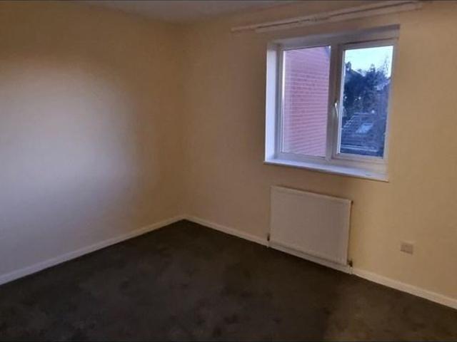 2 bedroom semi detached house to rent