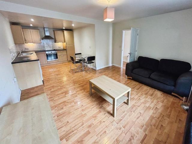 2 bedroom semi detached house to rent