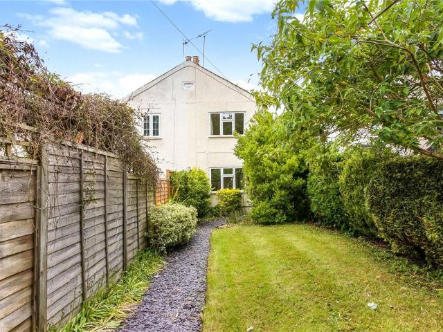 2 bedroom semi detached house to rent