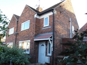 2 bedroom semi detached house to rent