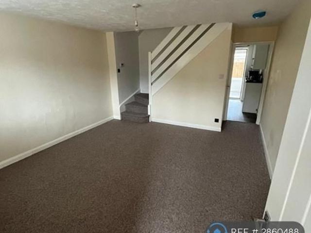 2 bedroom semi detached house to rent