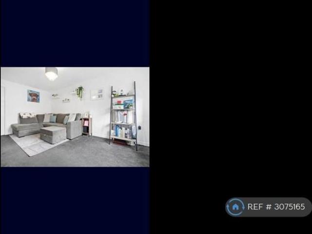 2 bedroom semi detached house to rent