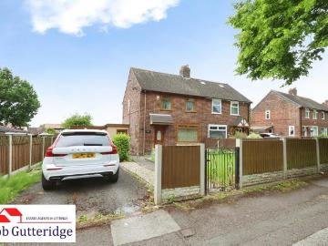 2 bedroom semi detached house for sale