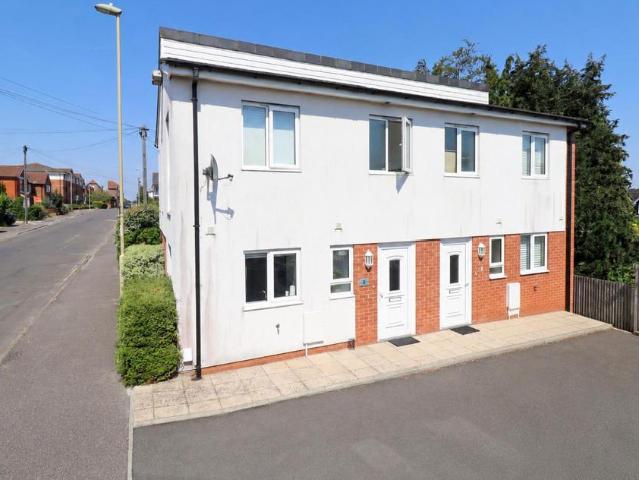 2 bedroom semi detached house for sale