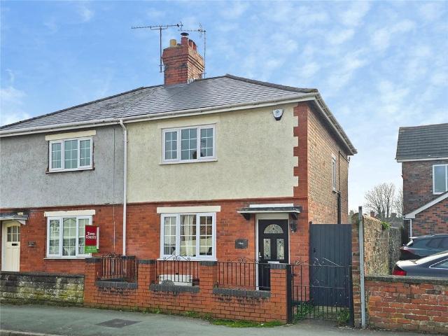 2 bedroom semi detached house for sale