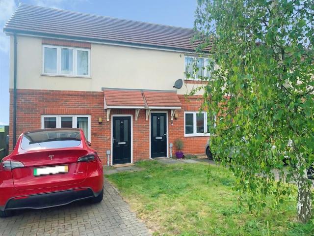 2 bedroom semi detached house for sale