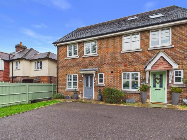 2 bedroom semi detached house for sale