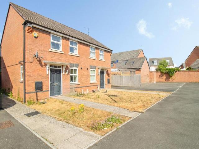 2 bedroom semi detached house for sale