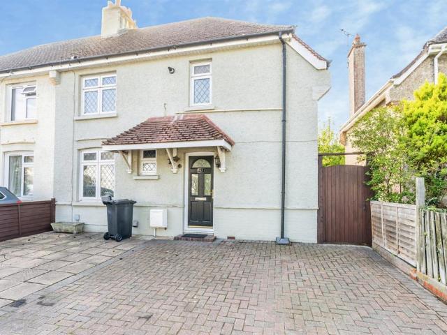 2 bedroom semi detached house for sale