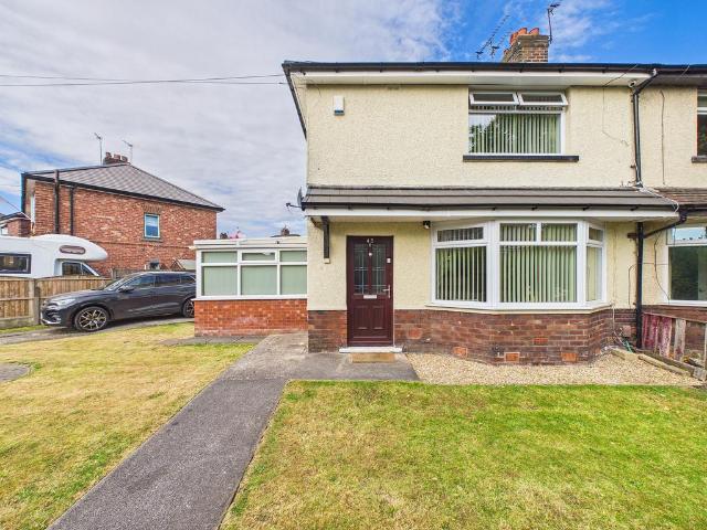 2 bedroom semi detached house for sale