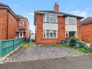 2 bedroom semi detached house for sale