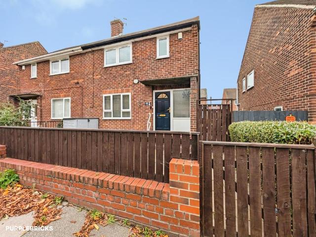 2 bedroom semi detached house for sale