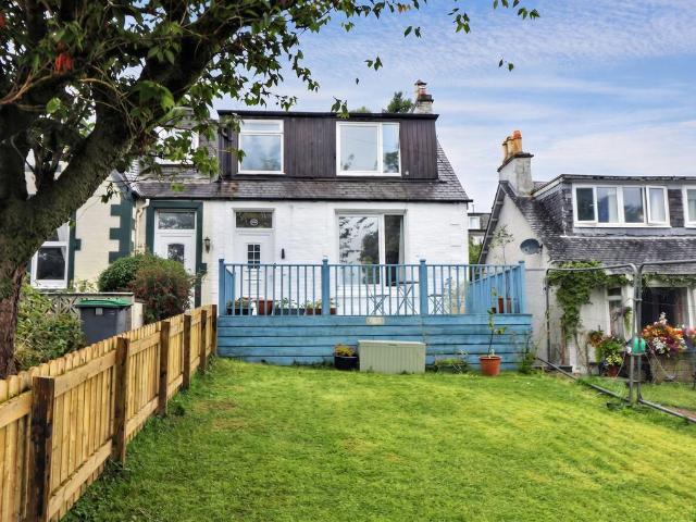2 bedroom semi detached house for sale