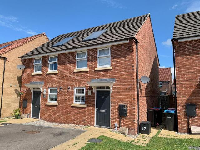 2 bedroom semi detached house for sale