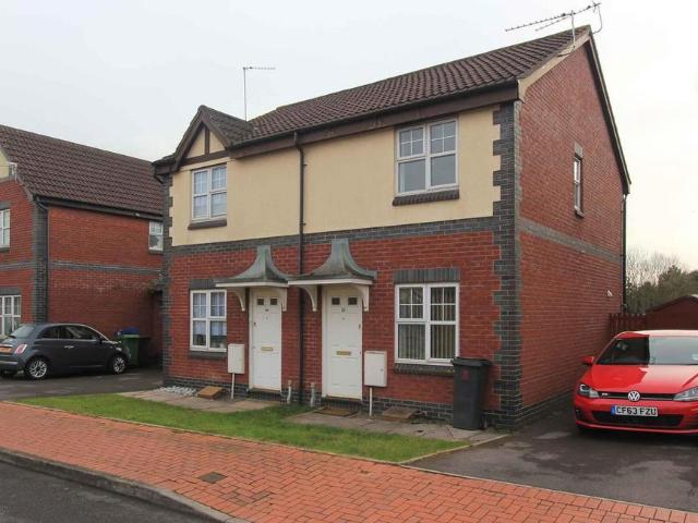 2 bedroom semi detached house for sale