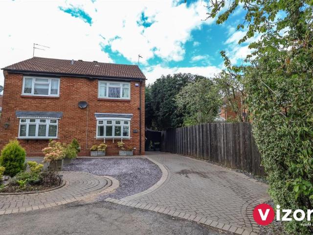 2 bedroom semi detached house for sale