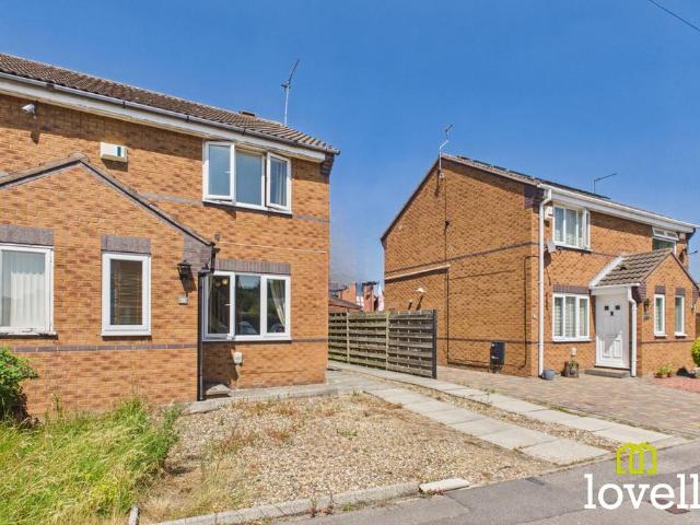 2 bedroom semi detached house for sale