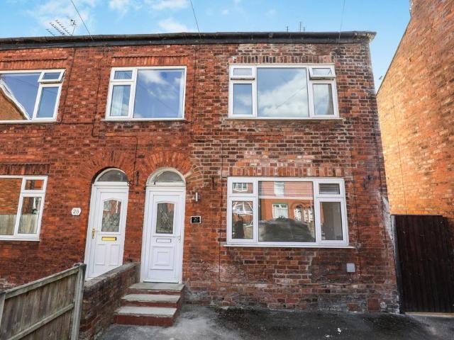 2 bedroom semi detached house for sale