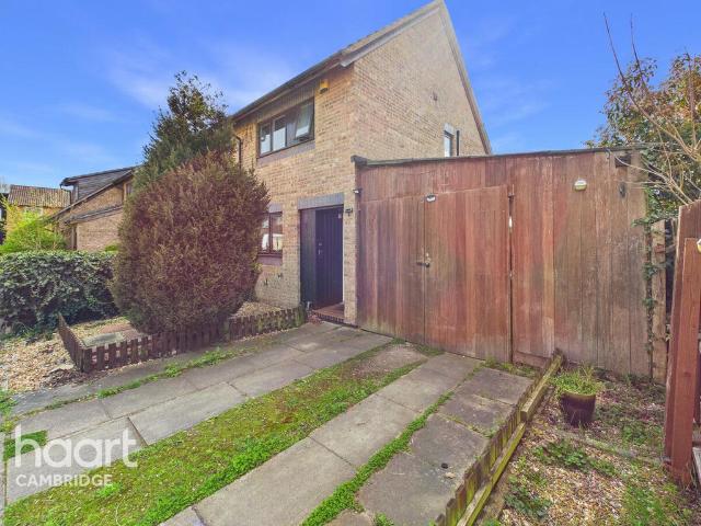 2 bedroom semi detached house for sale