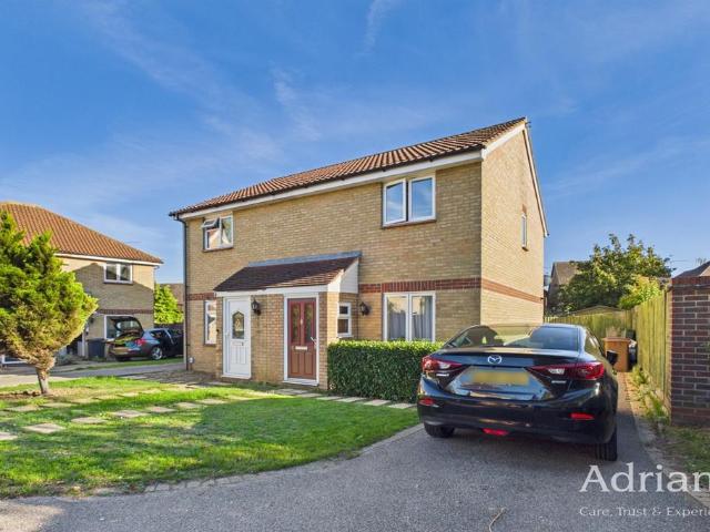 2 bedroom semi detached house for sale