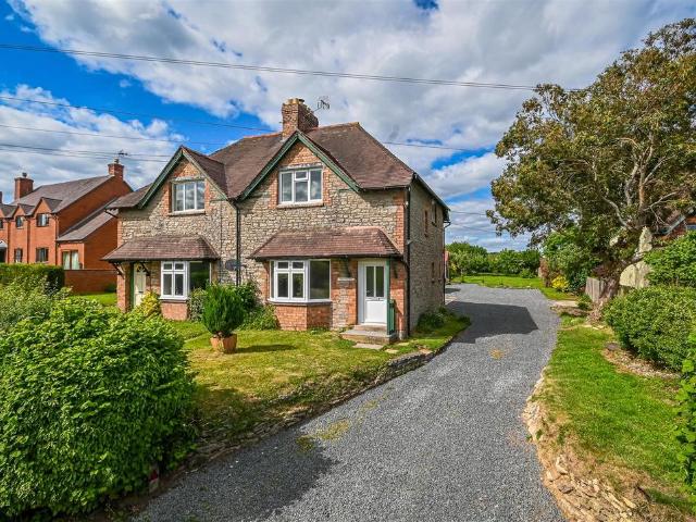 2 bedroom semi detached house for sale