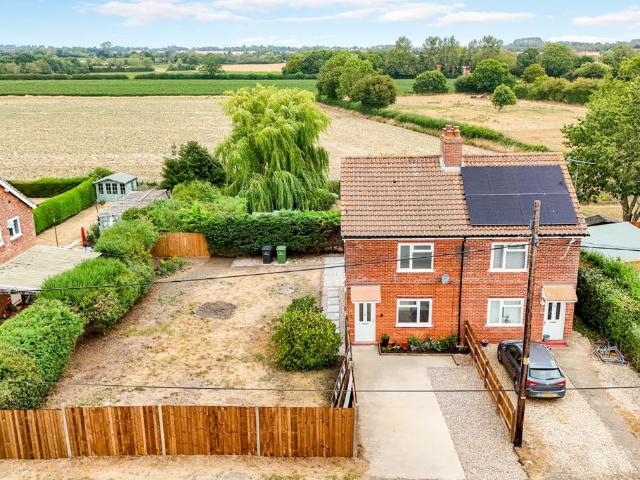 2 bedroom semi detached house for sale