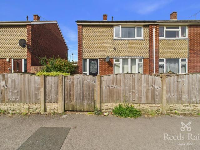 2 bedroom semi detached house for sale