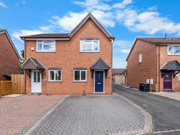 2 bedroom semi detached house for sale