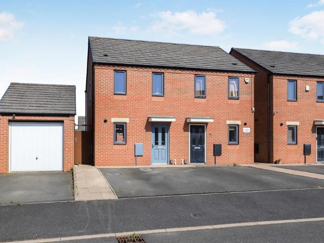 2 bedroom semi detached house for sale