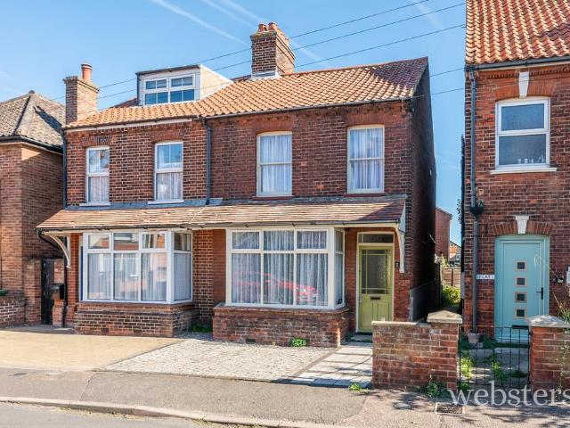 2 bedroom semi detached house for sale
