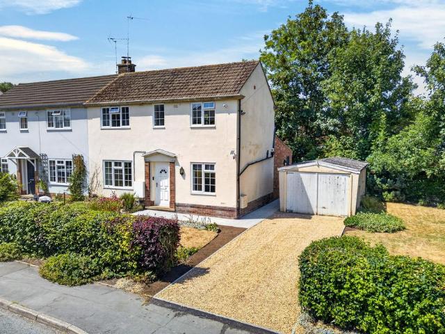 2 bedroom semi detached house for sale